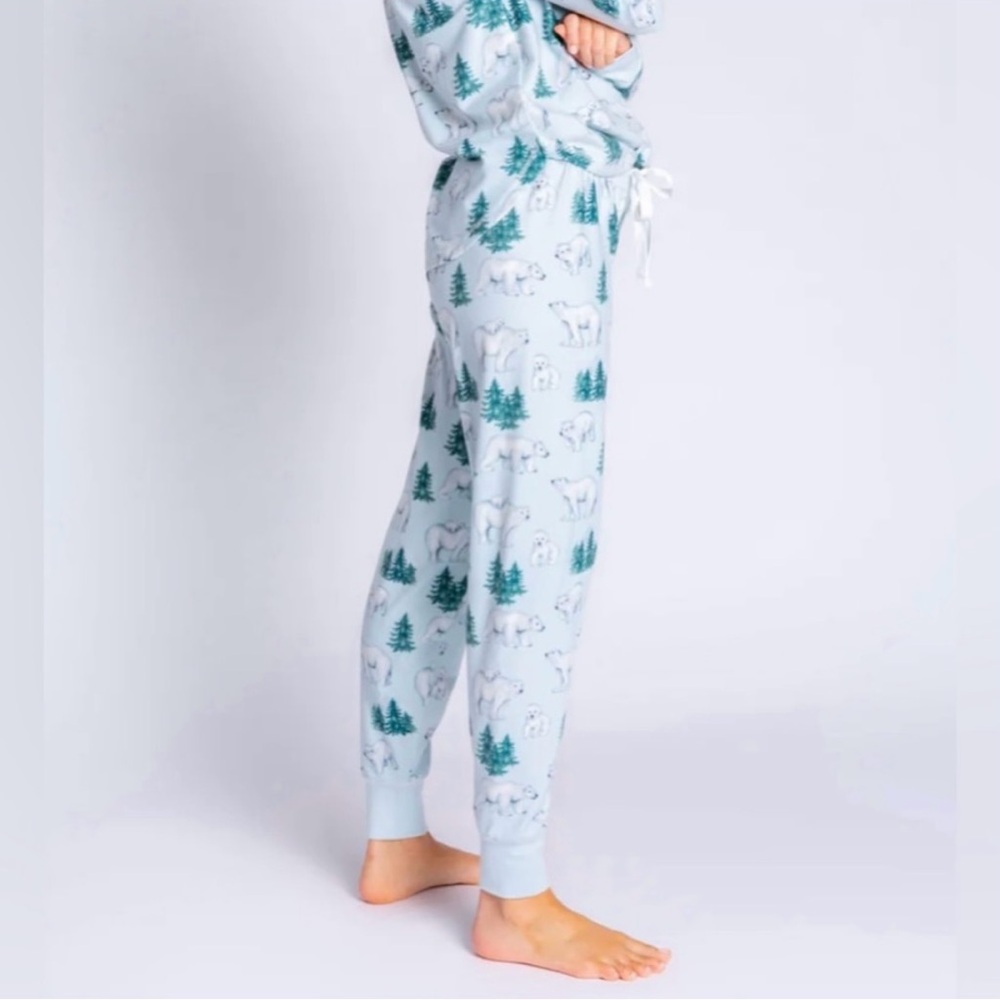 NWT PJ SALVAGE Small Just Chill Polar Bear Joggers Ice Blue Sleep Lounge NEW - Picture 2 of 5